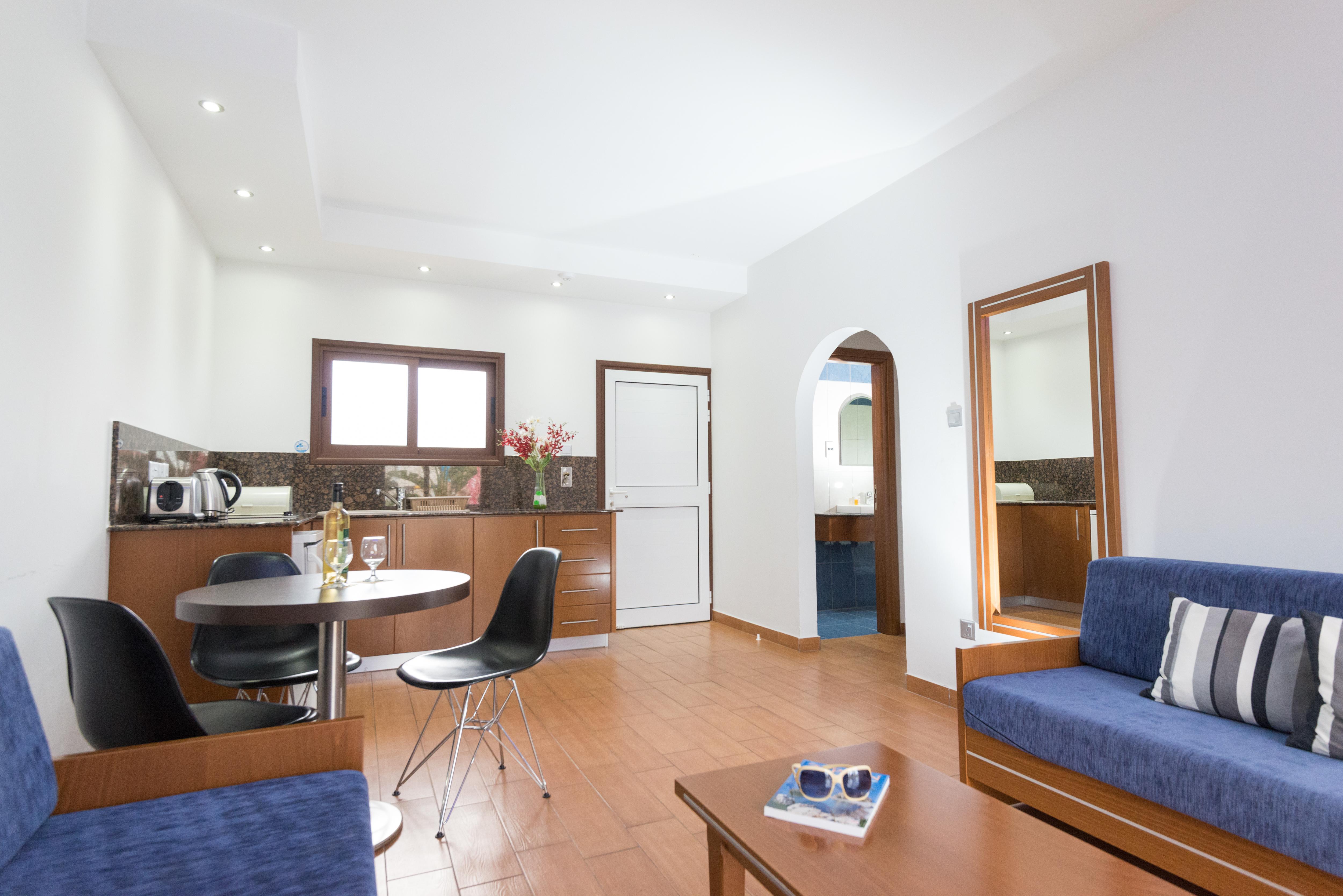 Loutsiana Deluxe Apts Ajía Nápa Kültér fotó
