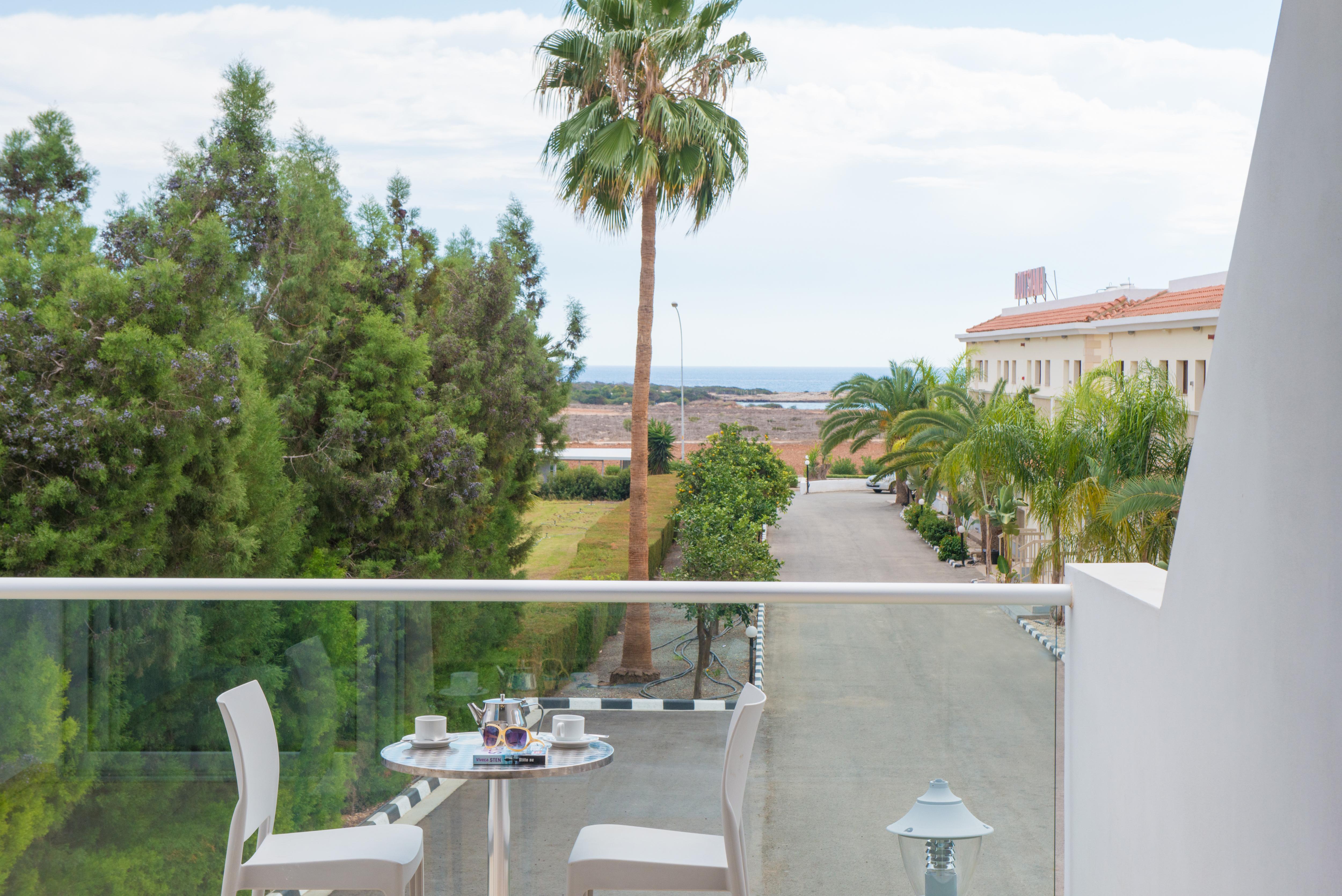 Loutsiana Deluxe Apts Ajía Nápa Kültér fotó