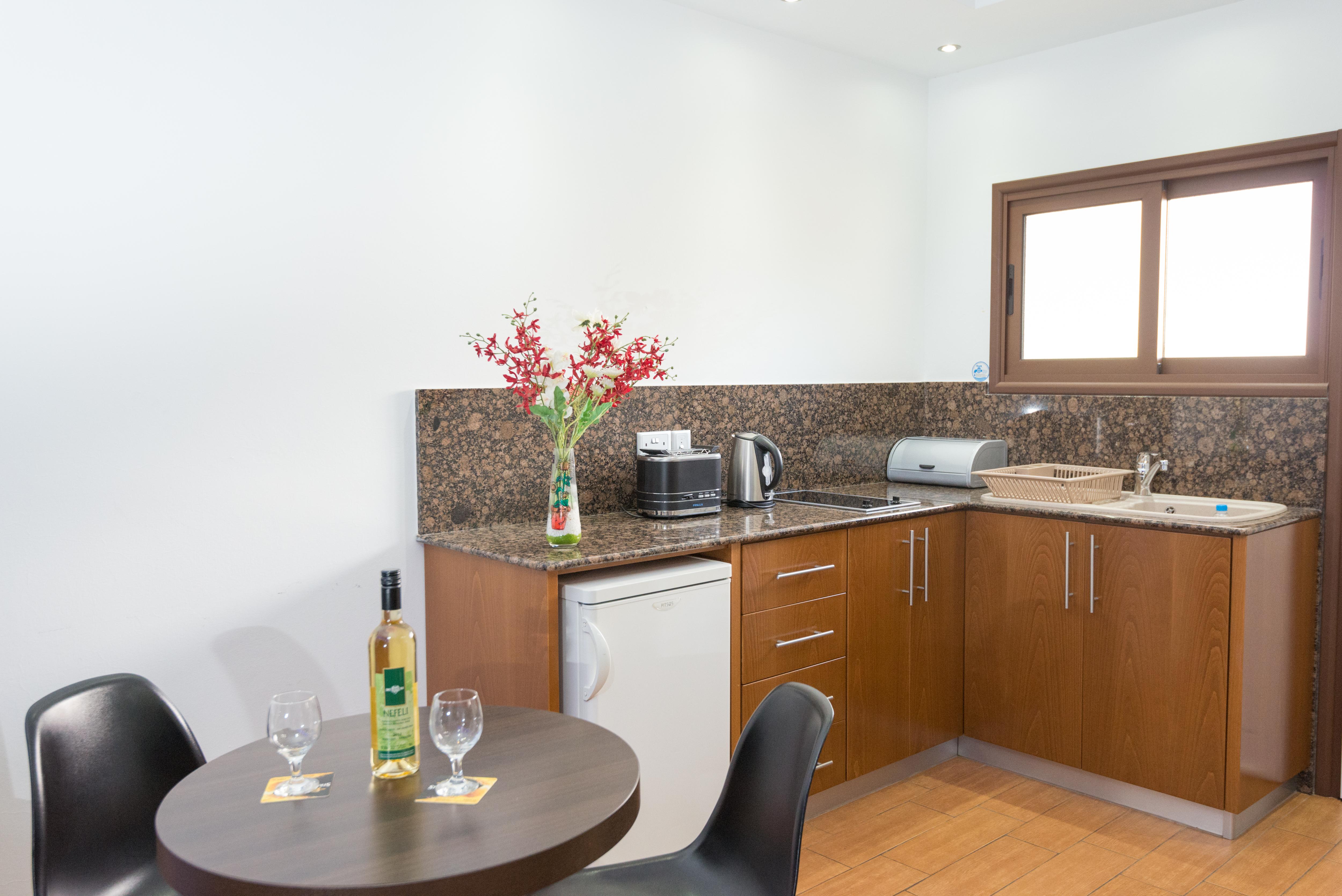 Loutsiana Deluxe Apts Ajía Nápa Kültér fotó