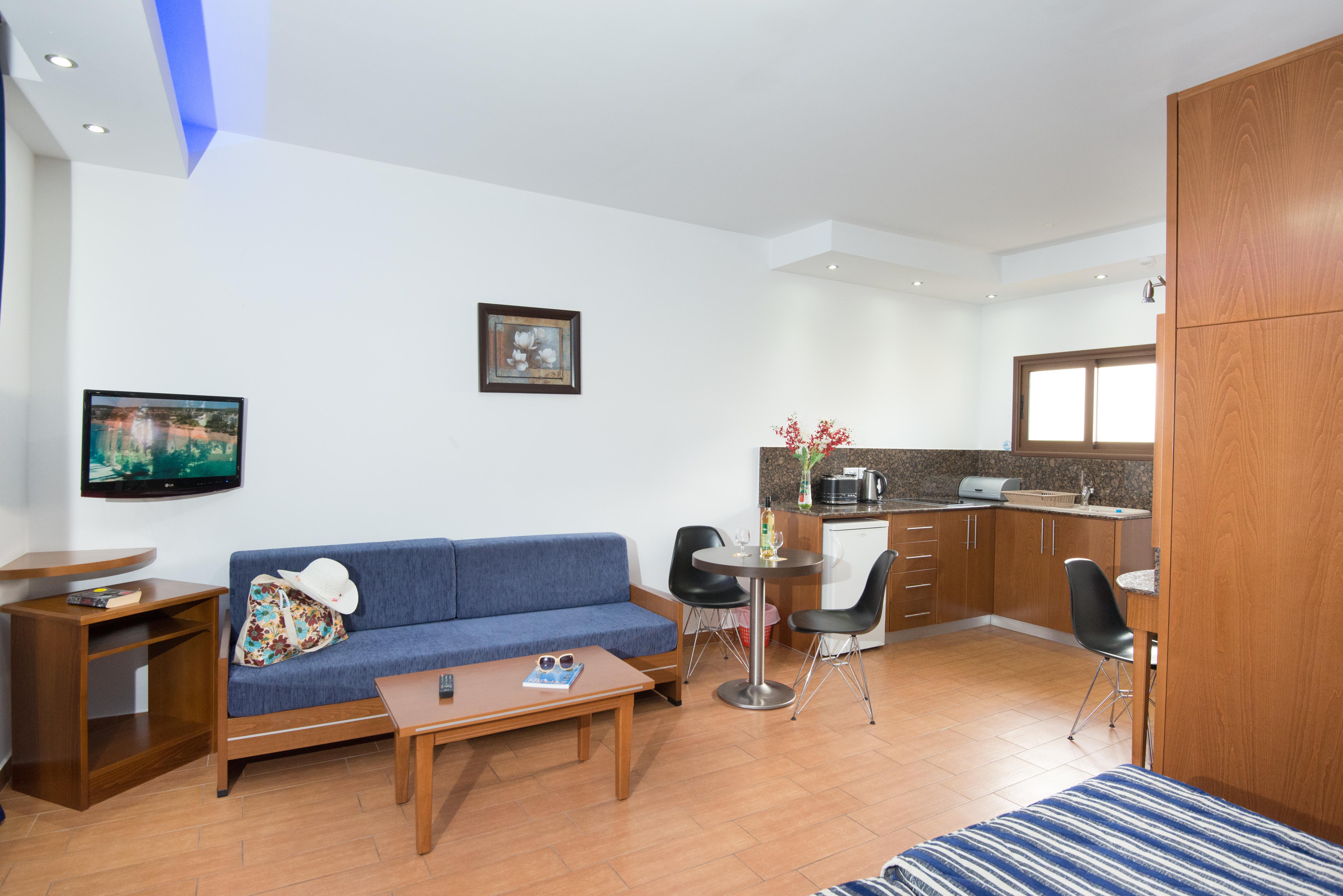 Loutsiana Deluxe Apts Ajía Nápa Kültér fotó