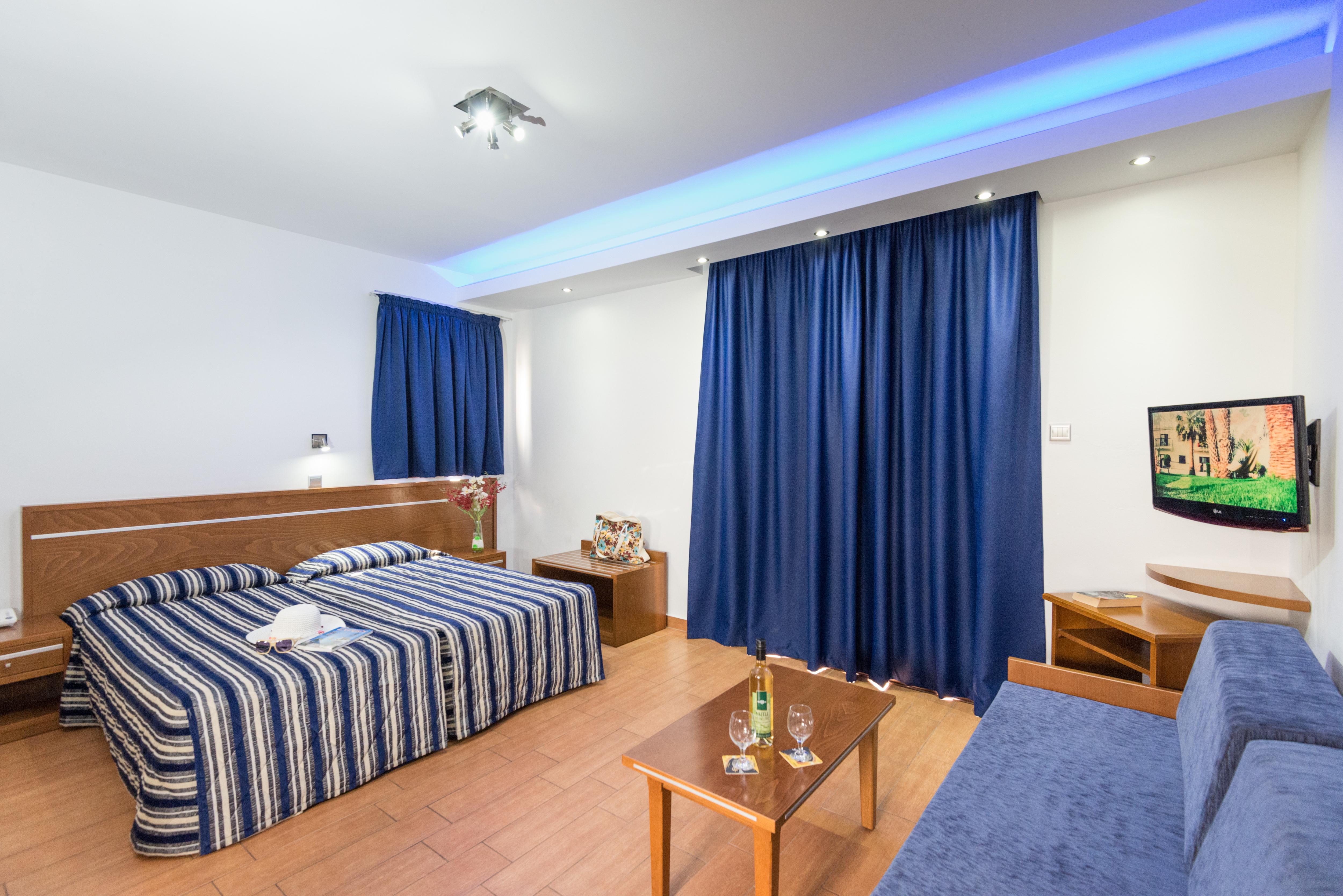 Loutsiana Deluxe Apts Ajía Nápa Kültér fotó