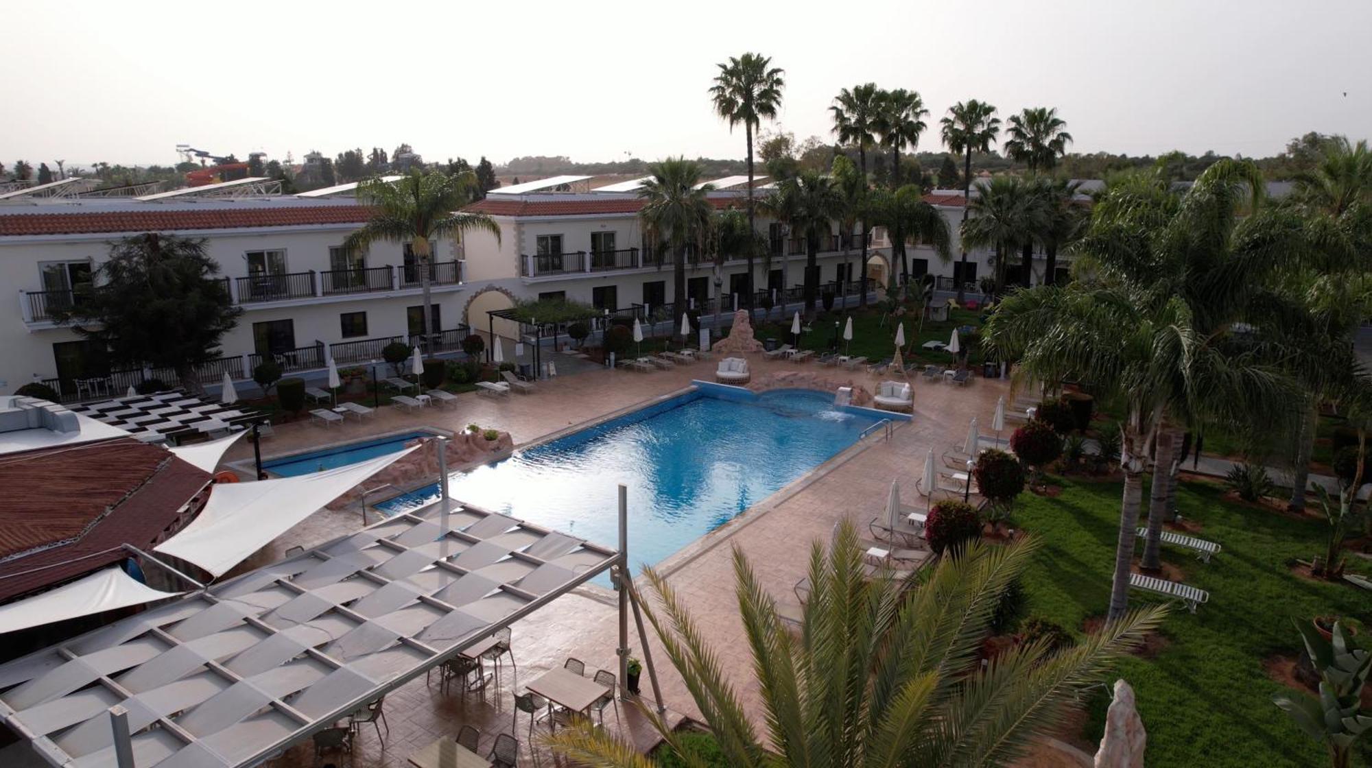 Loutsiana Deluxe Apts Ajía Nápa Kültér fotó