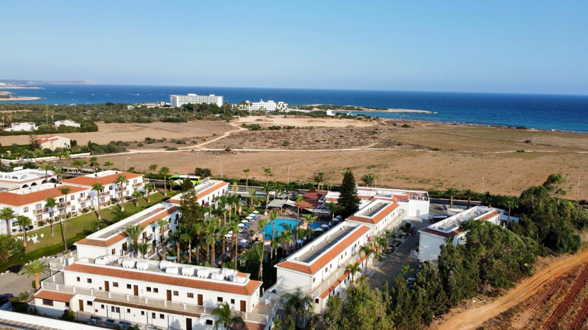 Loutsiana Deluxe Apts Ajía Nápa Kültér fotó