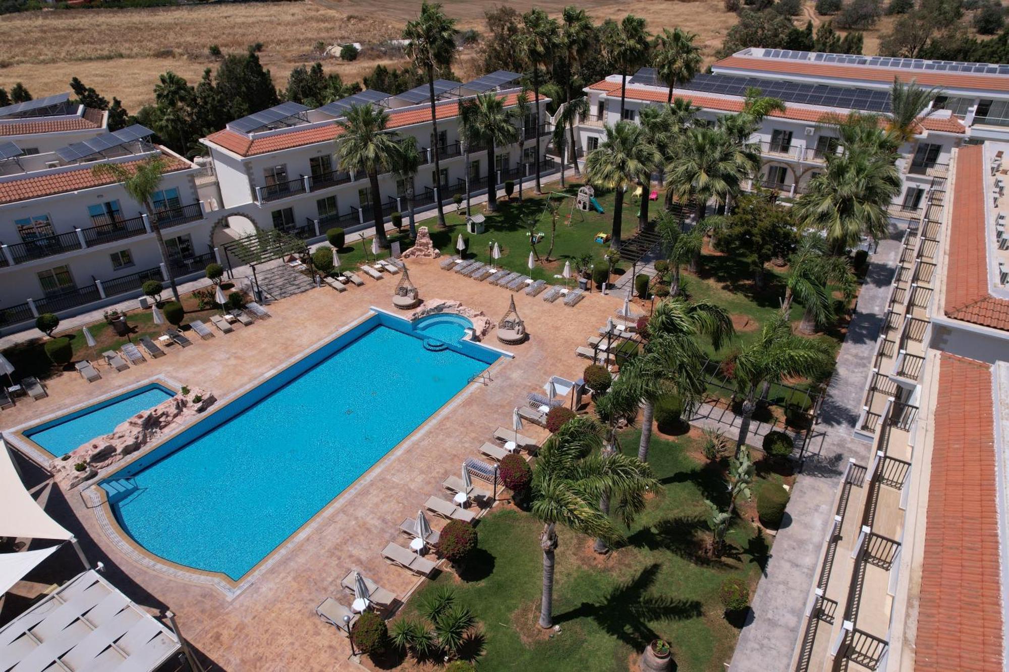 Loutsiana Deluxe Apts Ajía Nápa Kültér fotó